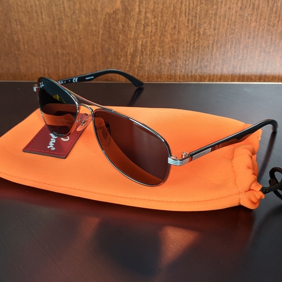 NWOT Ray-Ban Junior - Picture 2 of 3